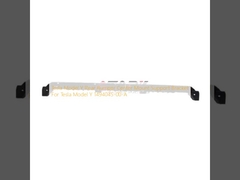 Le modèle Y de Tesla est équipé d'un support de support pour le modèle Y 1494045-00-A